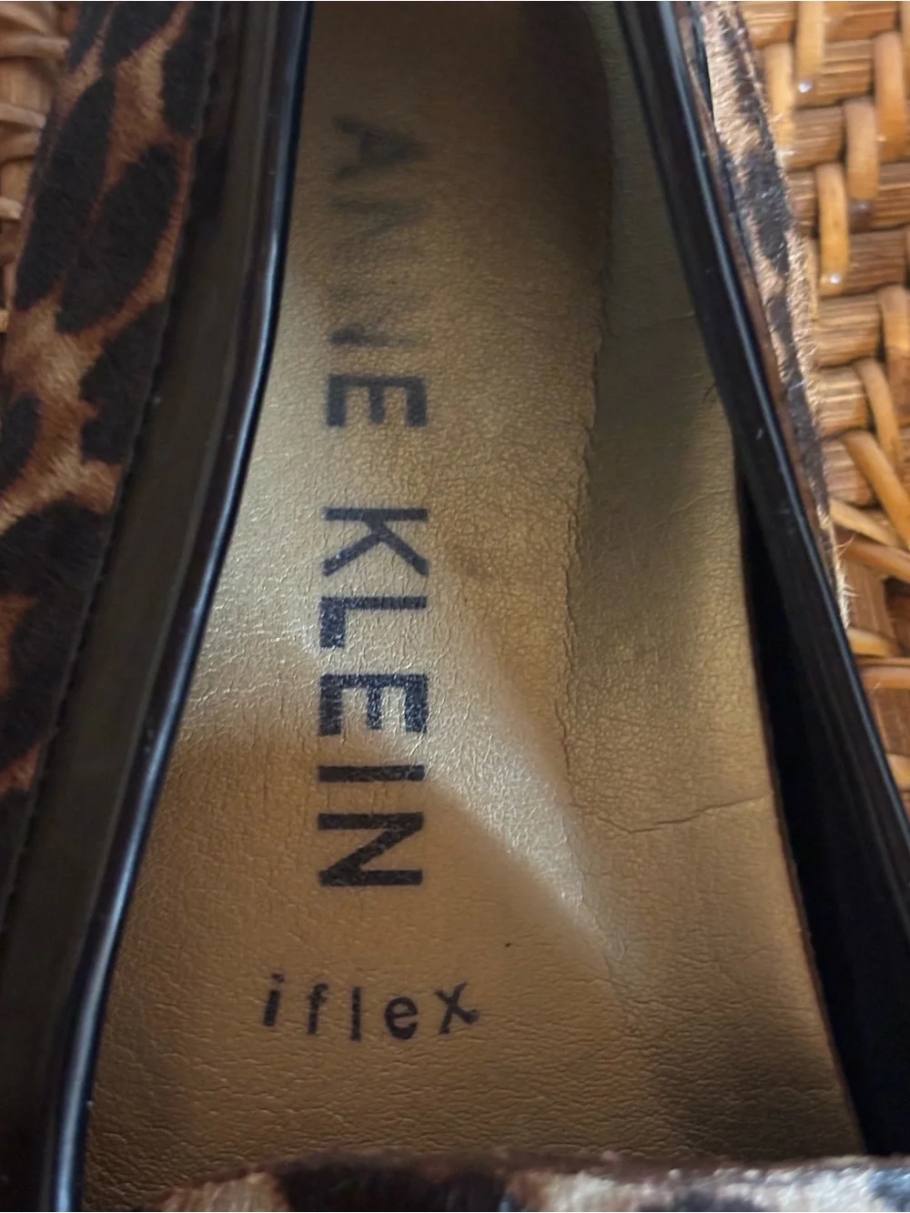Anne Klein iflex Leopard Print Loafers with Gold Ring, size 9 - Picture 8 of 10